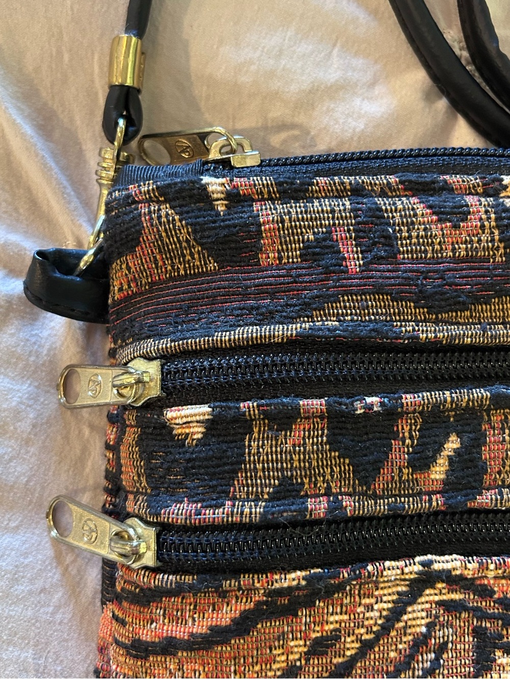 🐆 Fun Boho Animal Print Crossbody Bag in Multi Brown/Black 🦓 - Picture 4 of 10